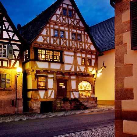 Hotel Restaurant Zum Nachtwaechter Lienzingen Esterno foto