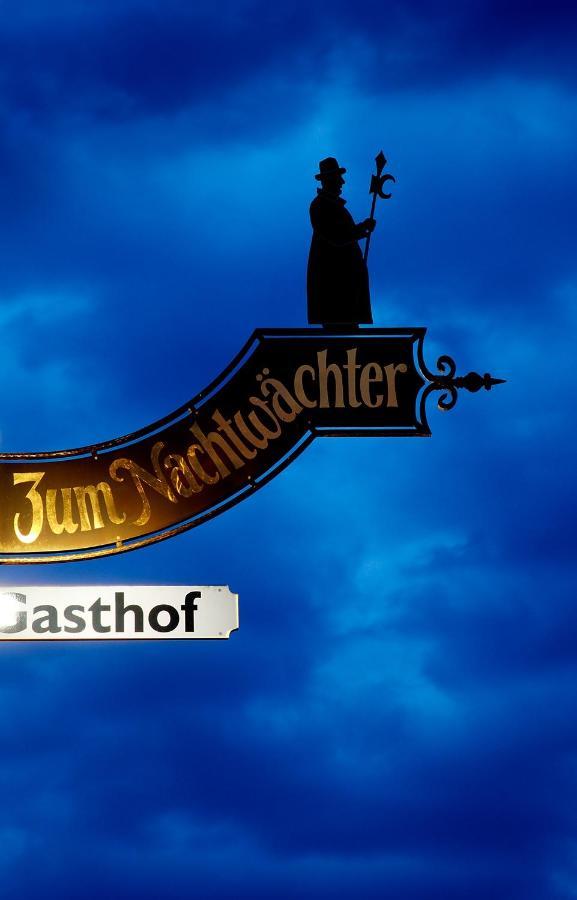 Hotel Restaurant Zum Nachtwaechter Lienzingen Esterno foto